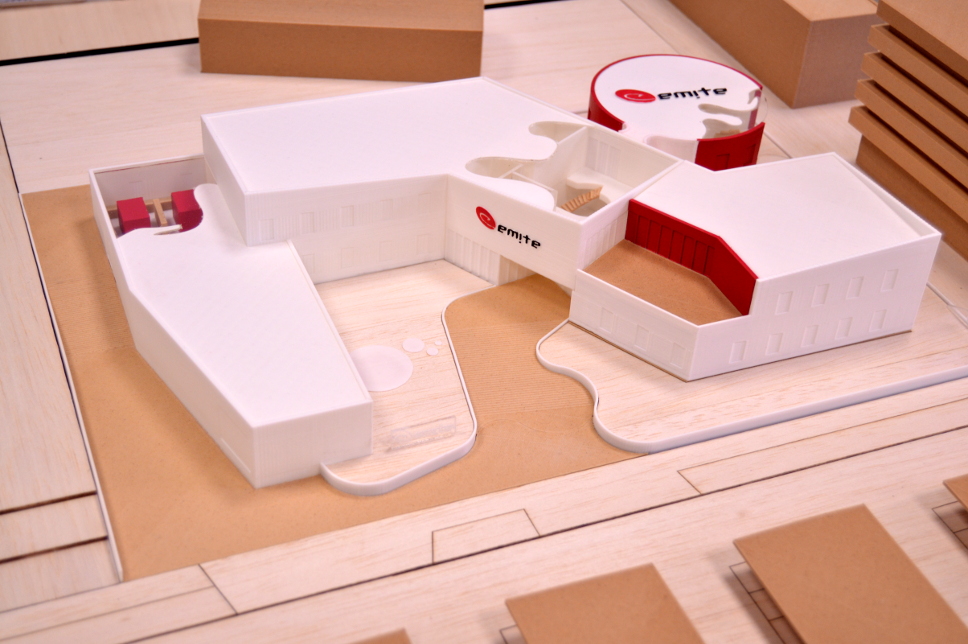 Maqueta EMITE